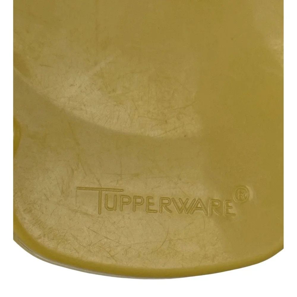 Tupperware vintage creamer